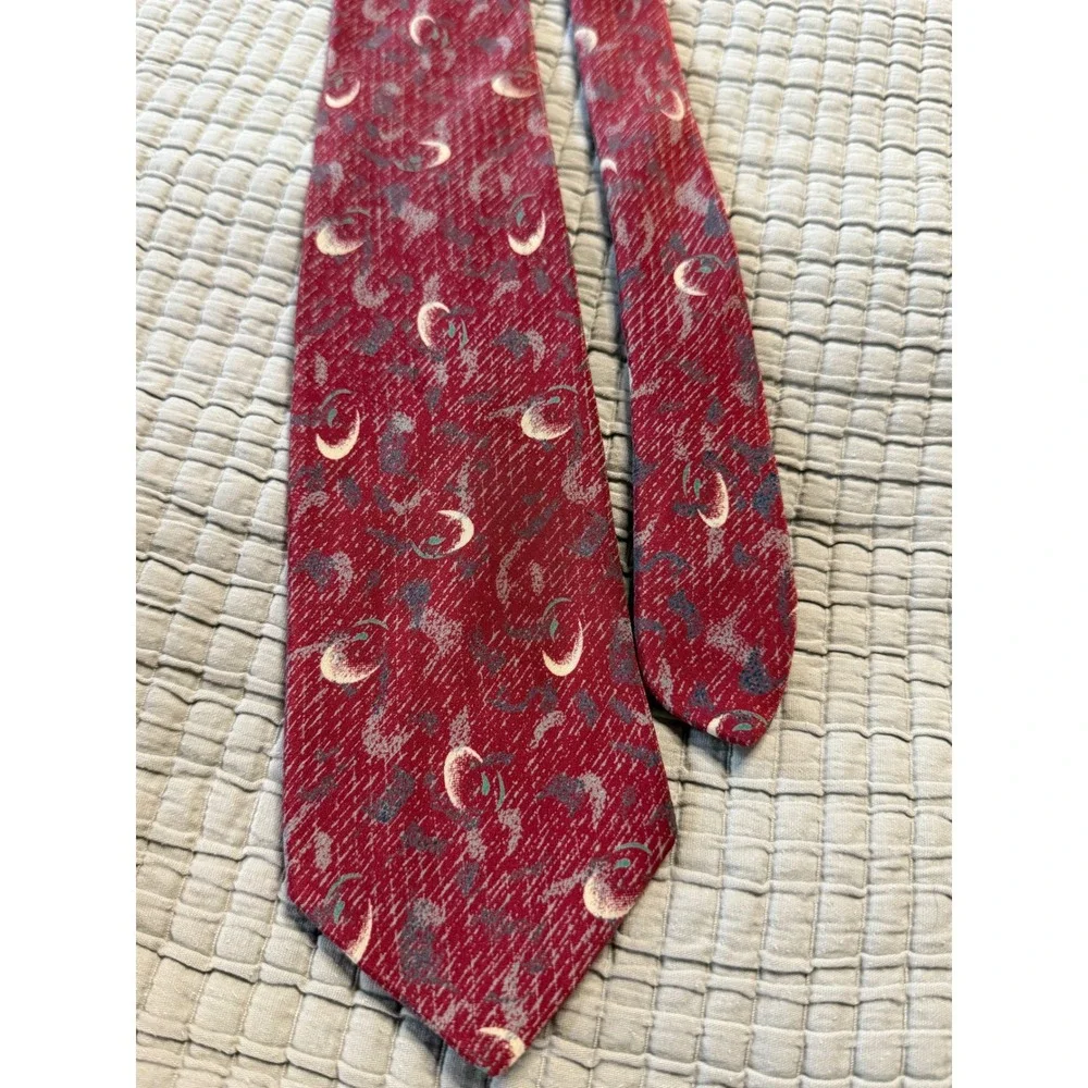 Vintage SICO Made in Italy 💯 Silk Tie Burgundy Celestial Crescent Moon Abstract